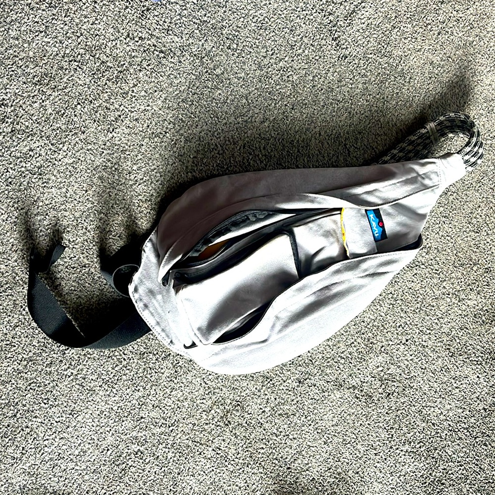Kavu bag grey in great condition, just don’t use it anymore